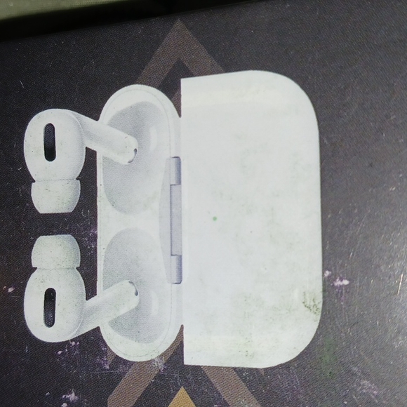 Pro 3 earbuds - Picture 1 of 5